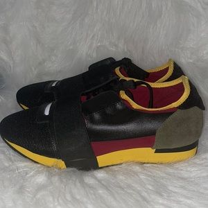 Balenciaga Race Runner Athletic sneakers